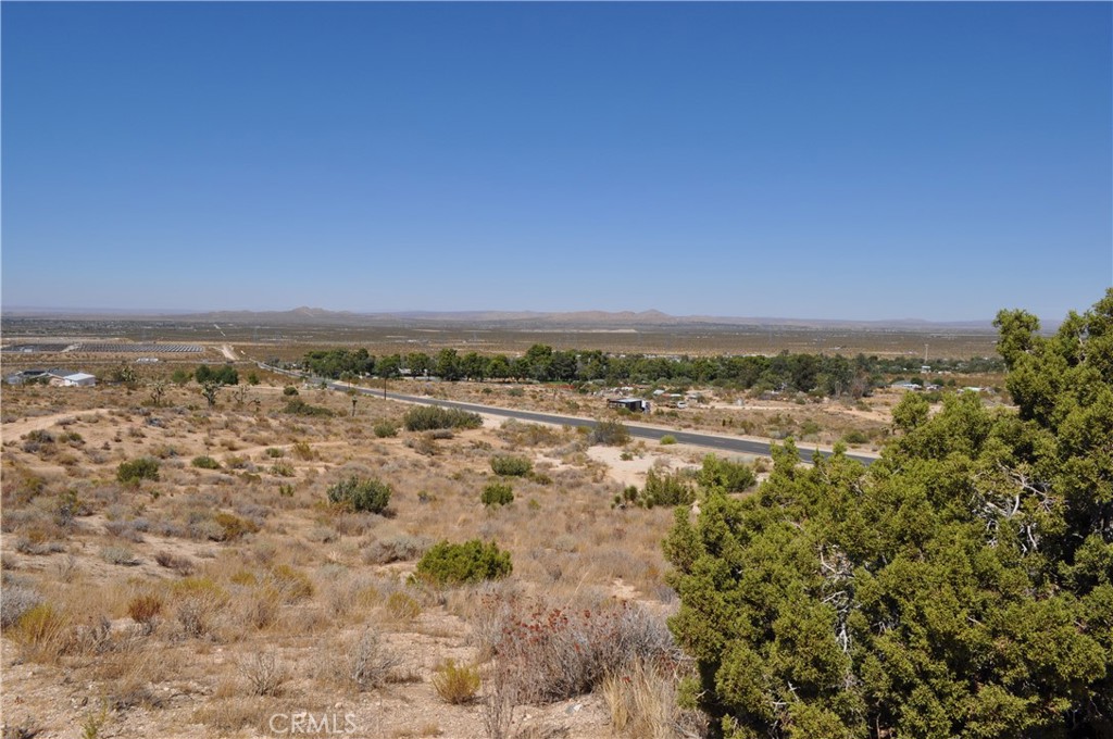 0 VAC/121 STE(PAV)/VIC AVE W