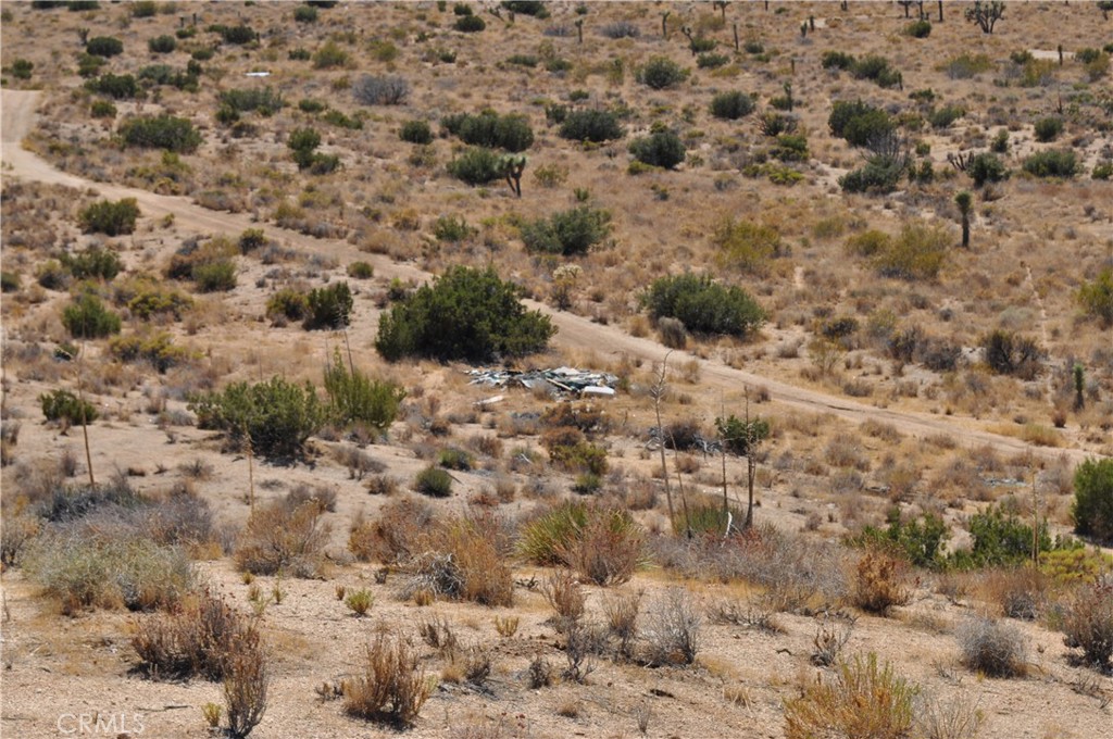 0 VAC/121 STE(PAV)/VIC AVE W