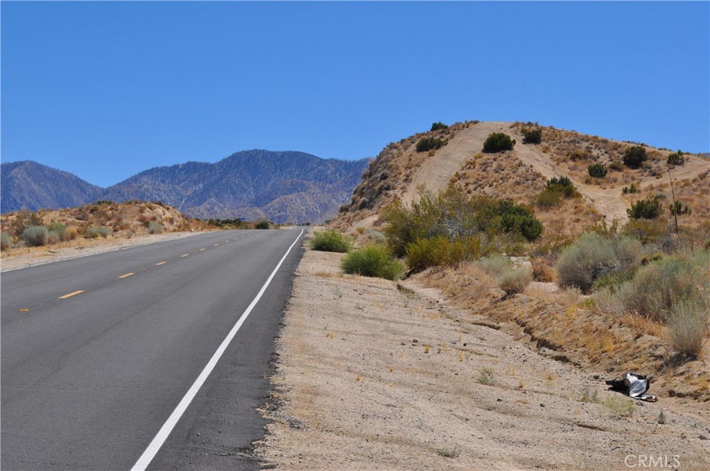 0 VAC/121 STE(PAV)/VIC AVE W