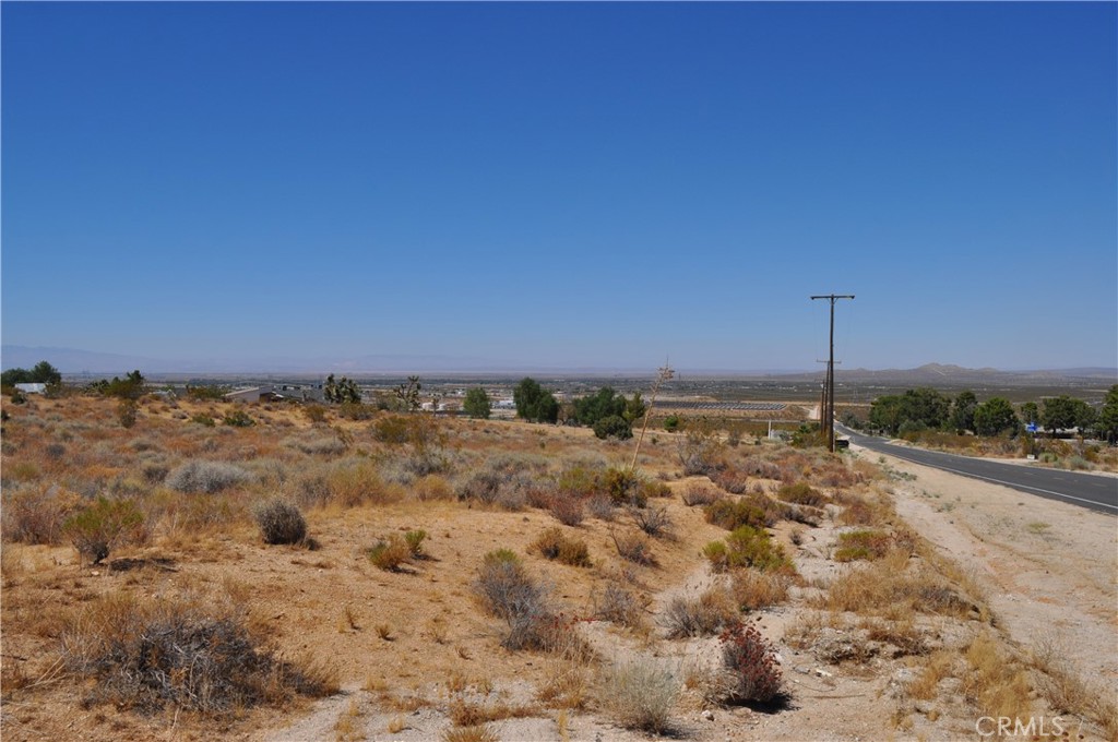 0 VAC/121 STE(PAV)/VIC AVE W