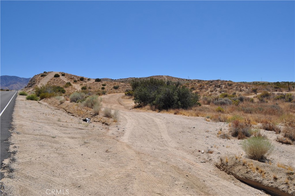 0 VAC/121 STE(PAV)/VIC AVE W