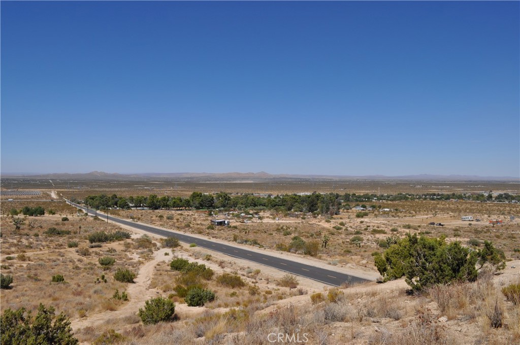 0 VAC/121 STE(PAV)/VIC AVE W