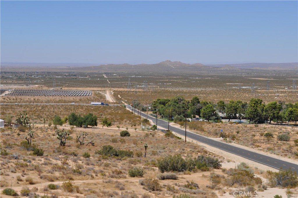 0 VAC/121 STE(PAV)/VIC AVE W