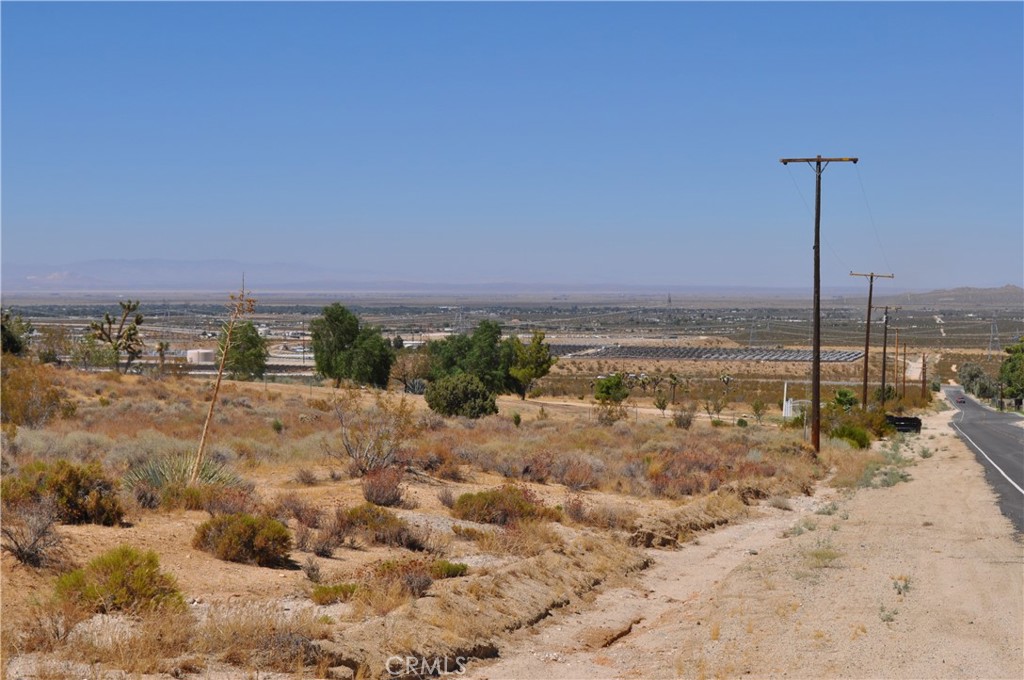 0 VAC/121 STE(PAV)/VIC AVE W