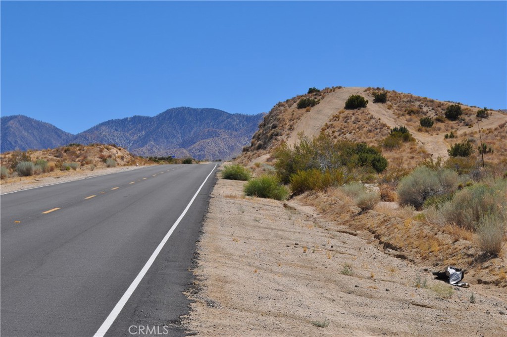 0 VAC/121 STE(PAV)/VIC AVE W