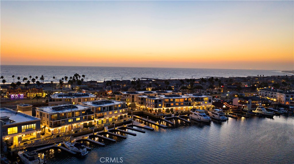 2230 Newport Boulevard 301