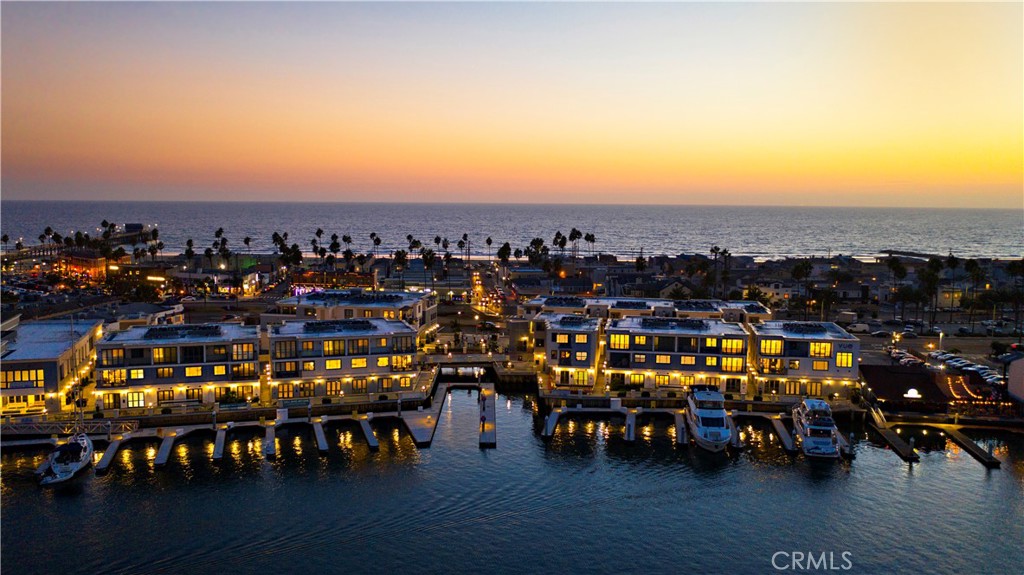 2280 Newport Boulevard 203
