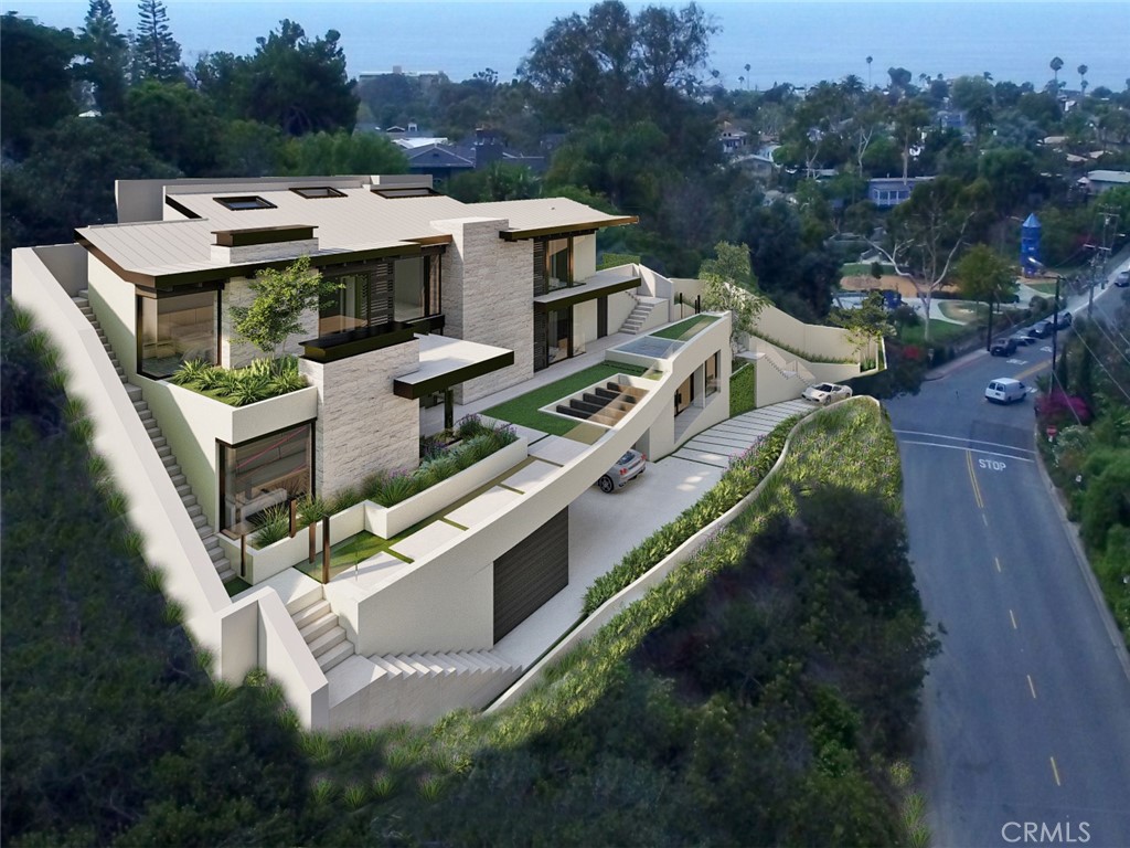 815 Bluebird Canyon Drive