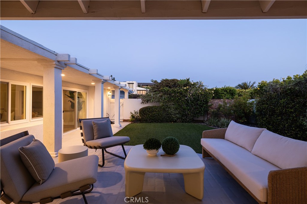1007 White Sails Way