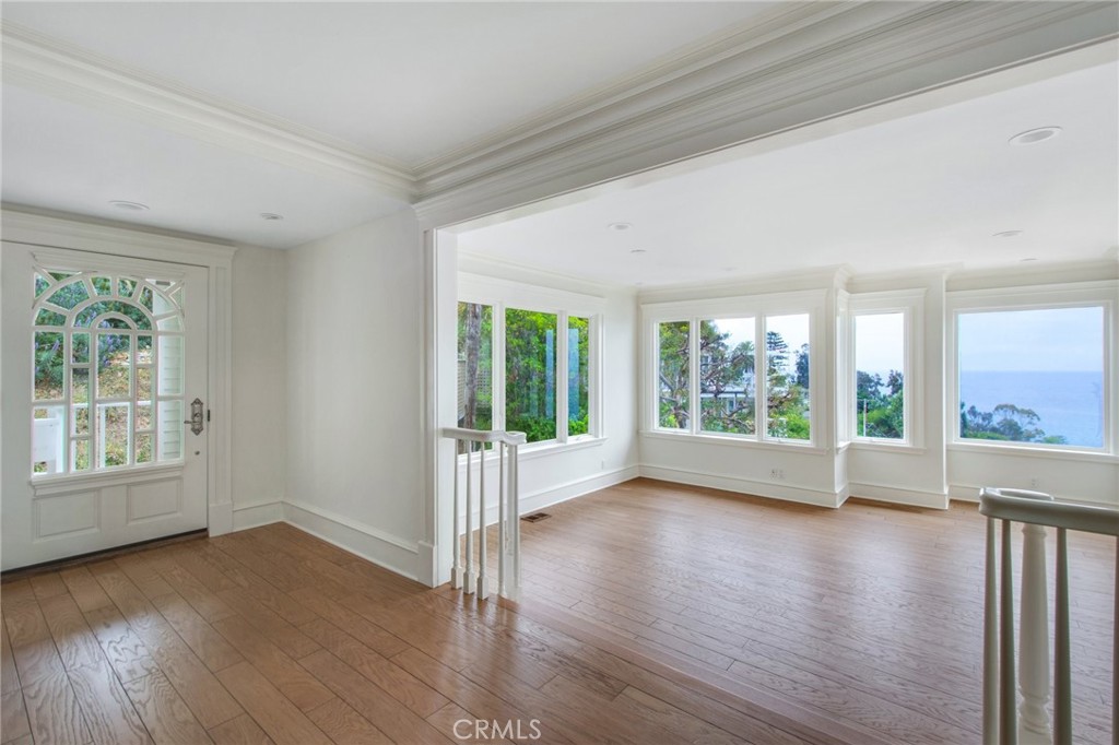 2163 Crestview Drive