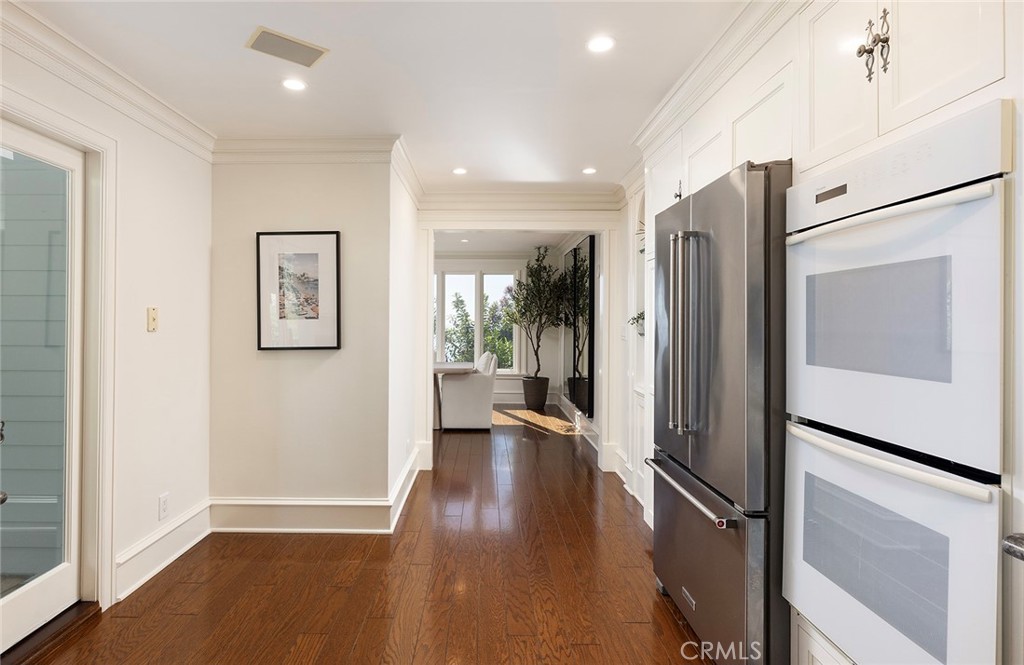 2163 Crestview Drive