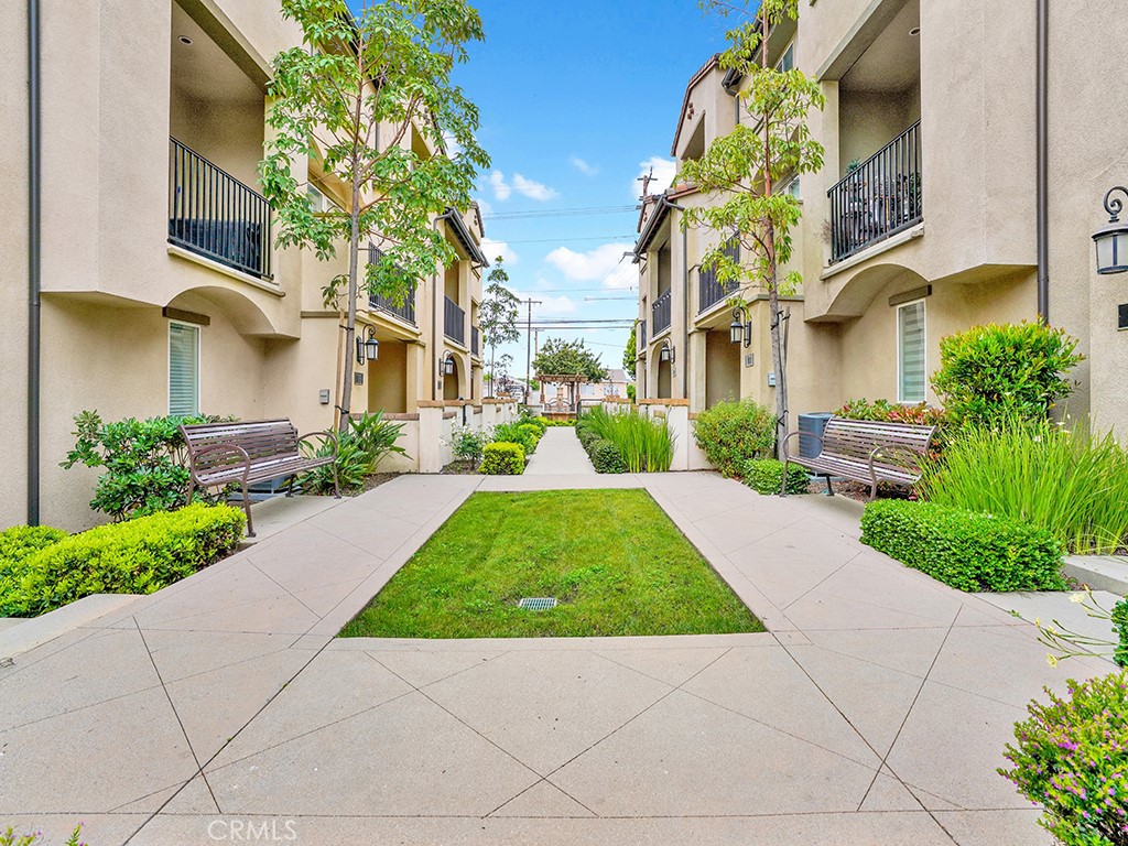15331 Jasmine Lane 105