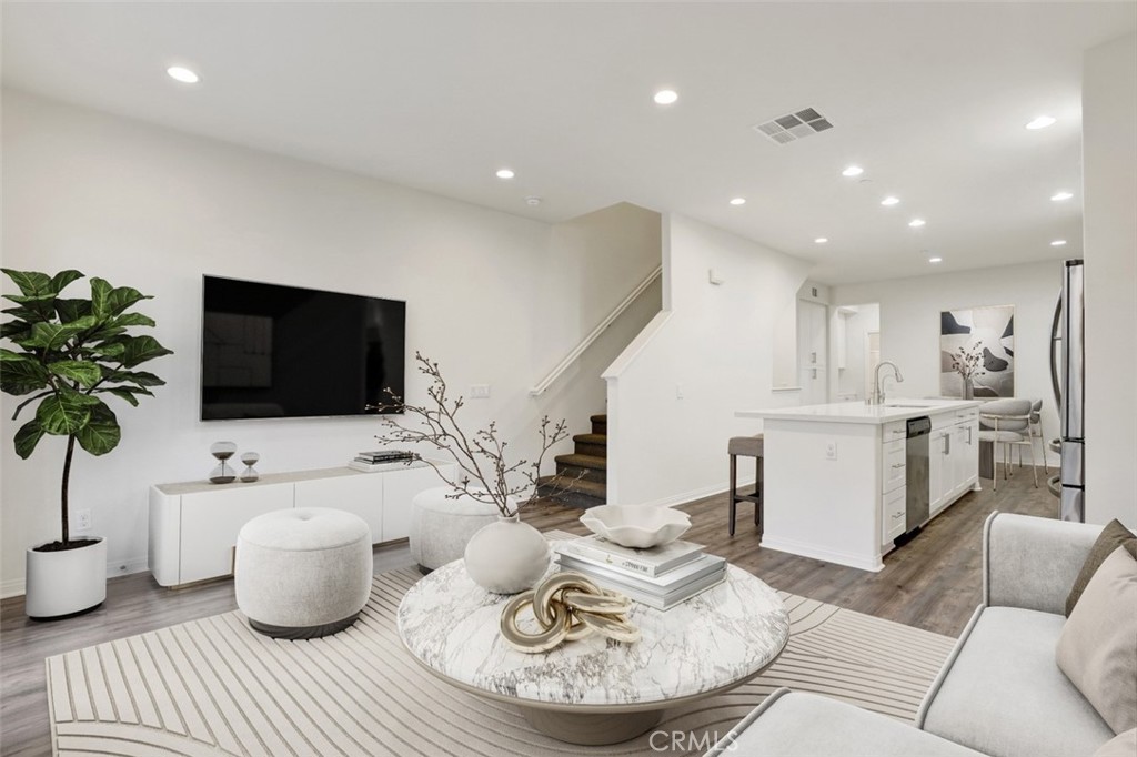 15331 Jasmine Lane 105