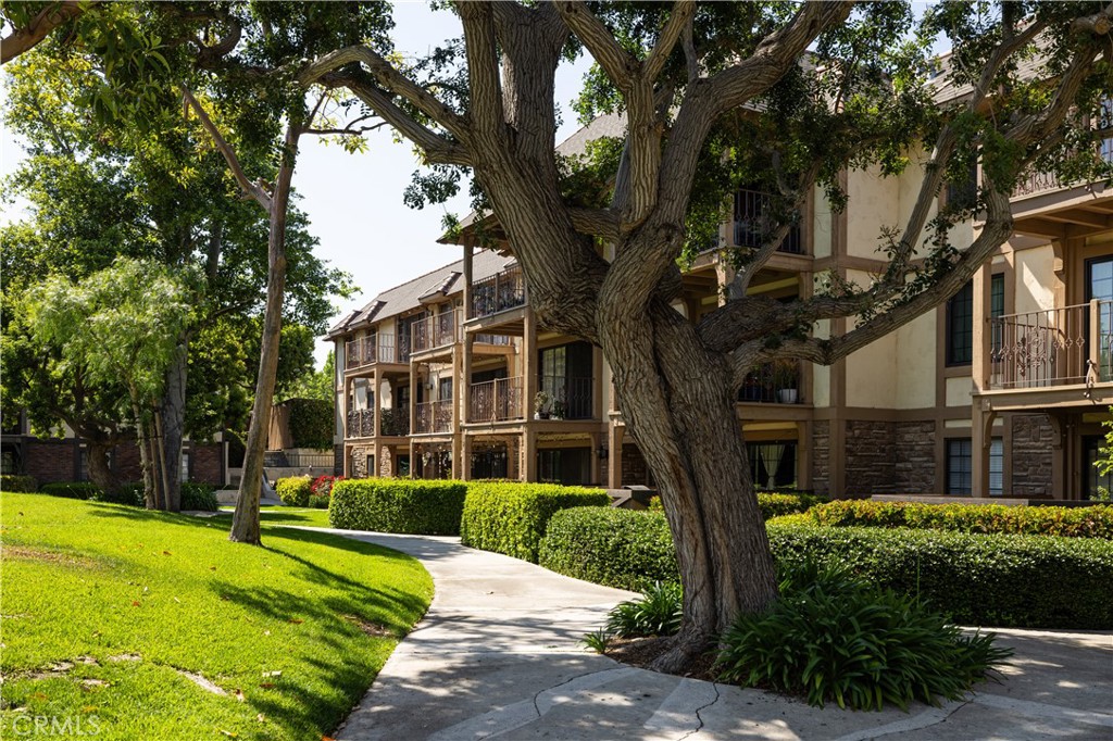 3665 S Bear Street K