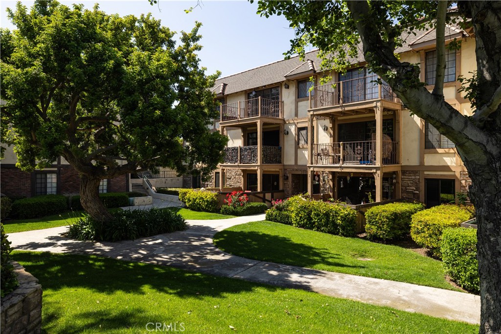 3665 S Bear Street K