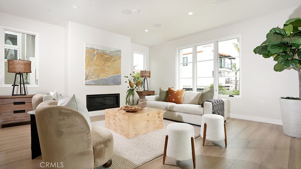501 Elena Lane A