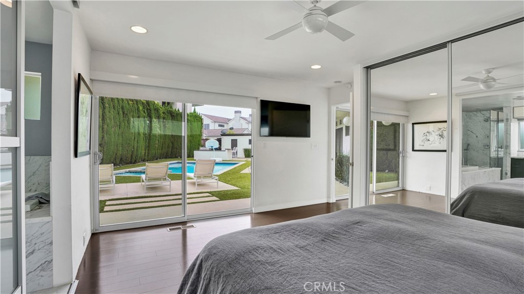 2000 Nautilus Lane