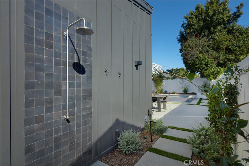 1500 Lincoln Lane
