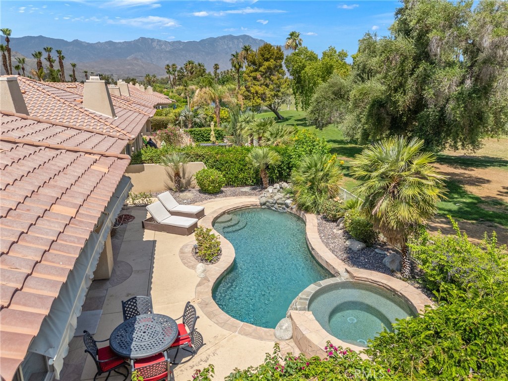 103 N Kavenish Drive