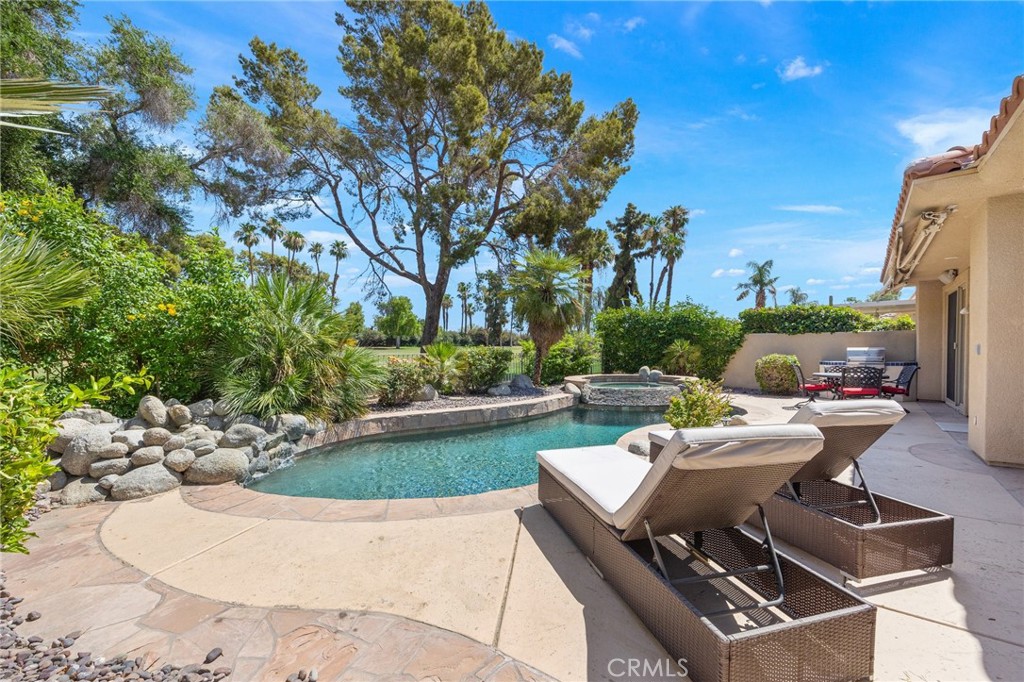 103 N Kavenish Drive