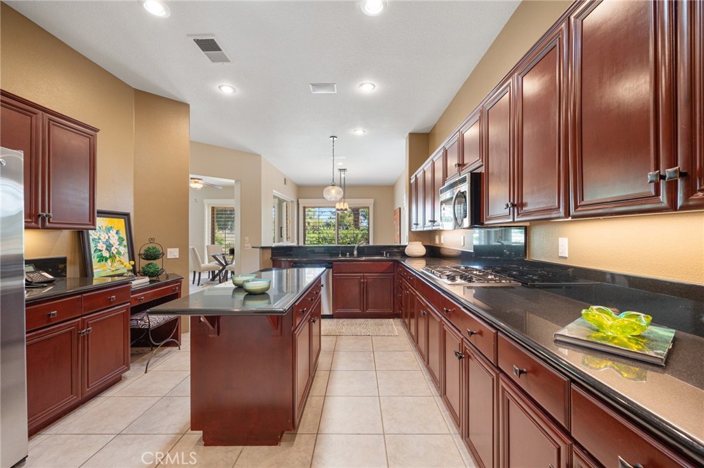 103 N Kavenish Drive