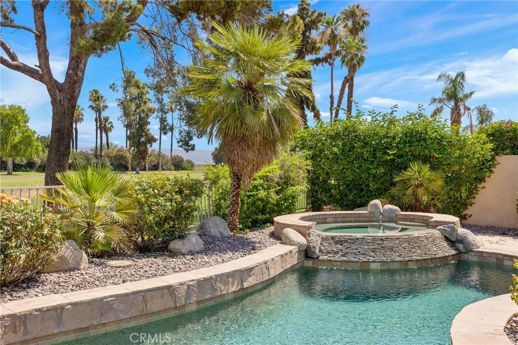 103 N Kavenish Drive