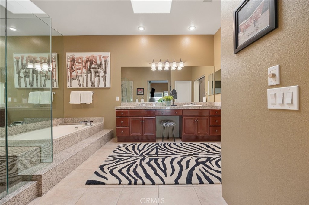 103 N Kavenish Drive