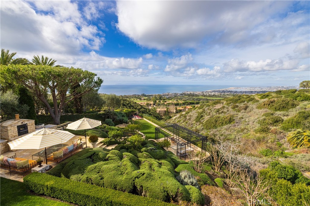 5 Pelican Vista Drive