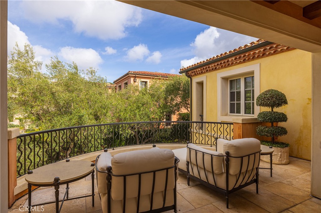 5 Pelican Vista Drive