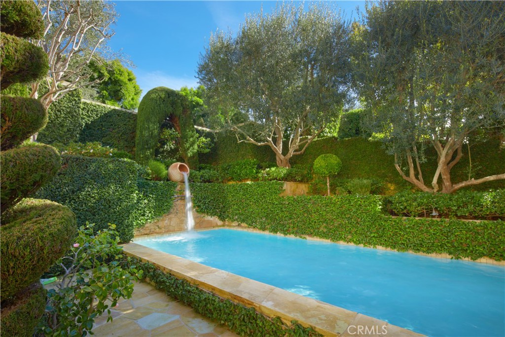 5 Pelican Vista Drive
