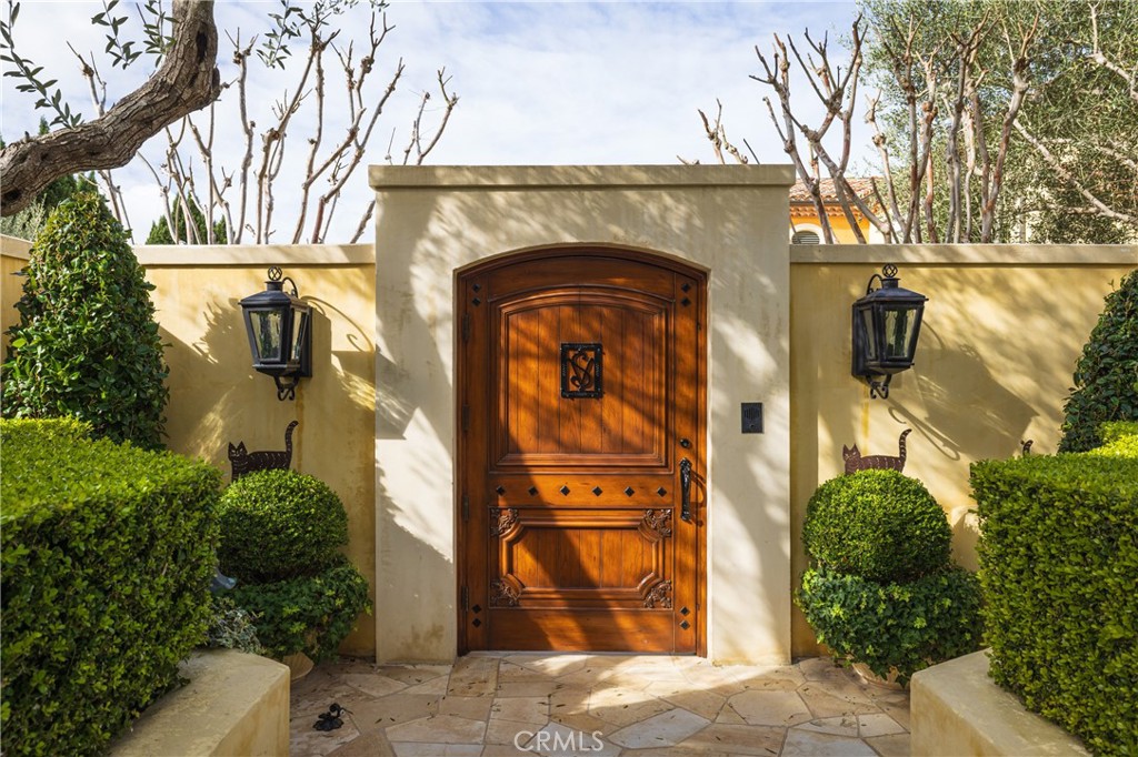 5 Pelican Vista Drive