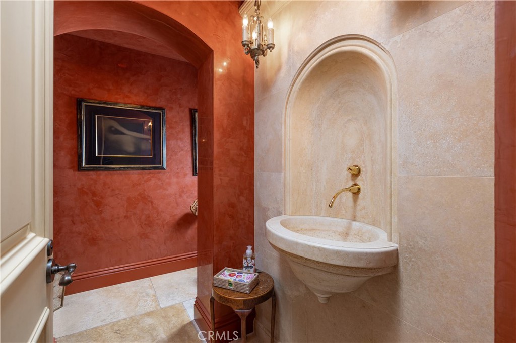 5 Pelican Vista Drive