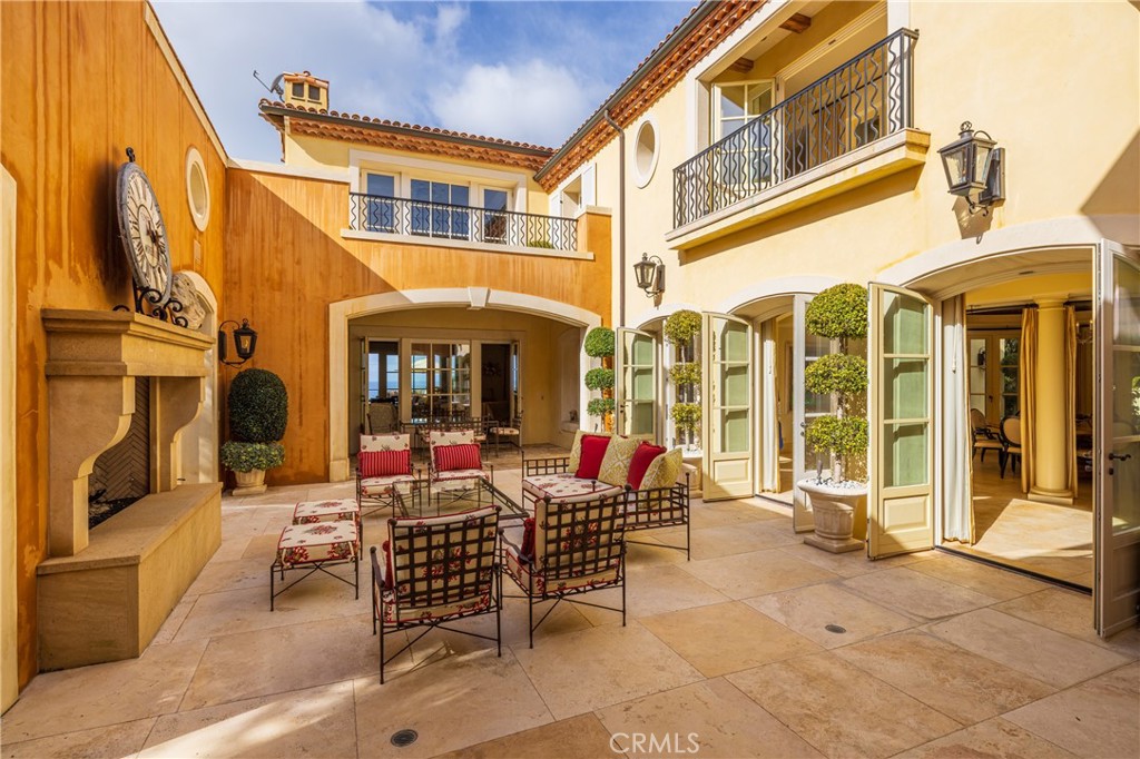5 Pelican Vista Drive