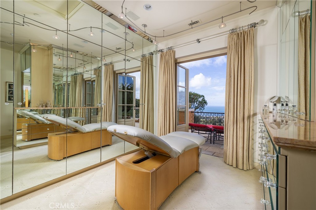 5 Pelican Vista Drive