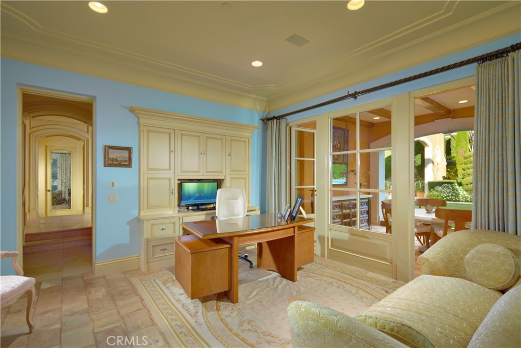 5 Pelican Vista Drive