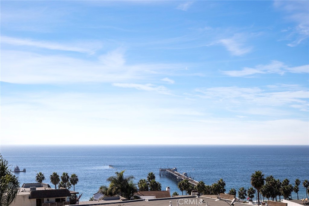 508 Avenida Victoria
