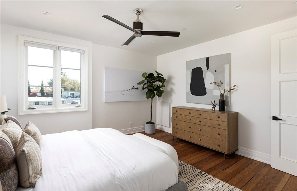 508 Avenida Victoria