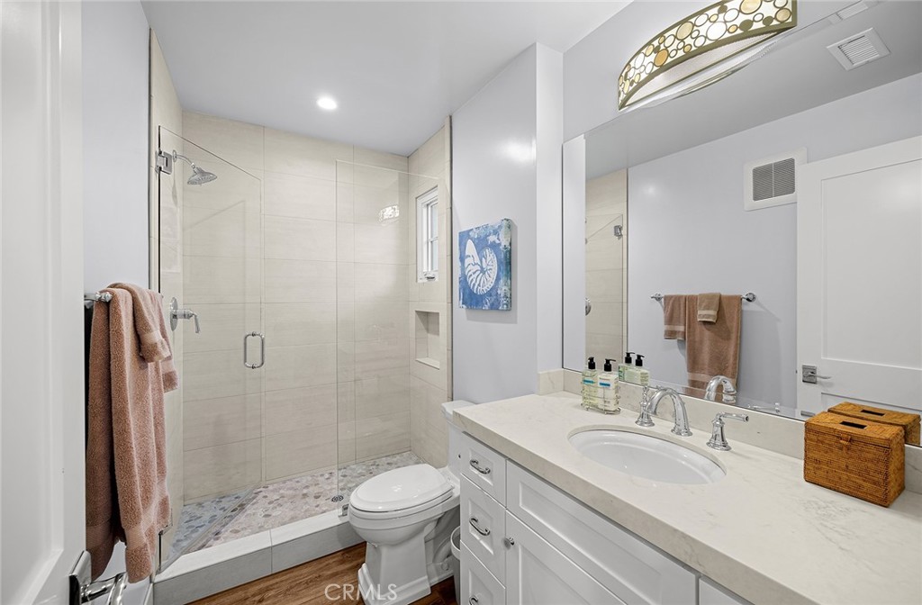 508 Avenida Victoria