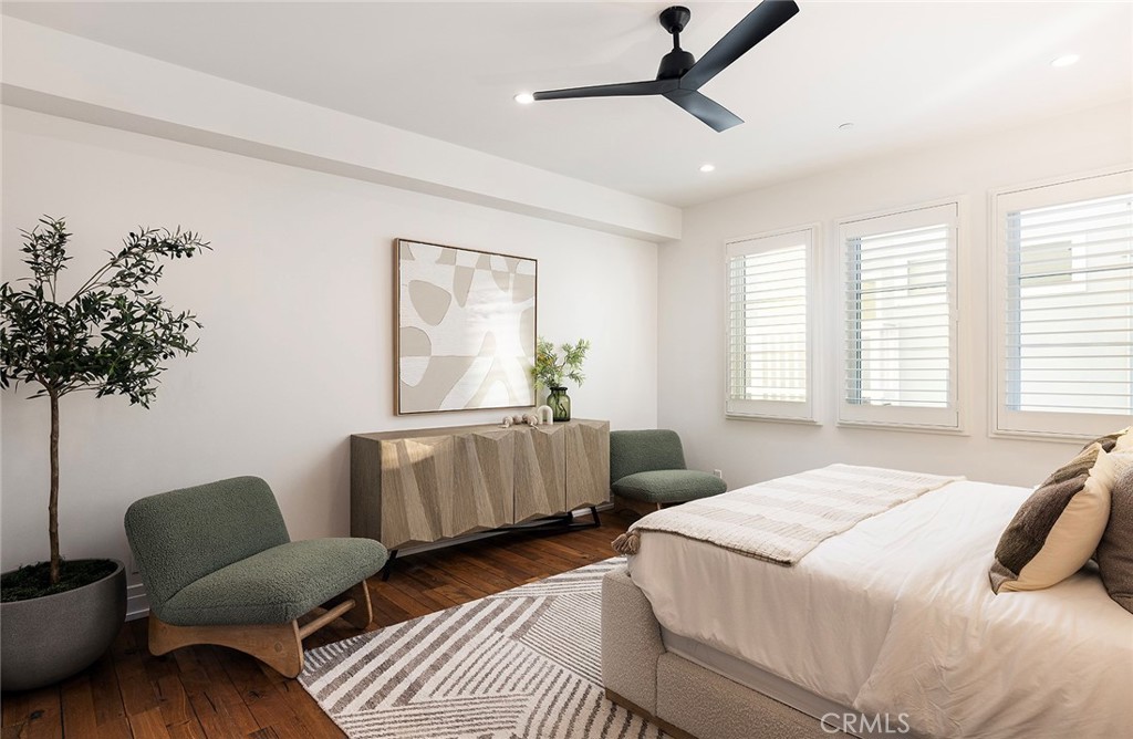 508 Avenida Victoria