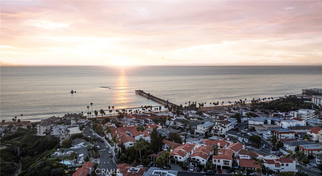 508 Avenida Victoria