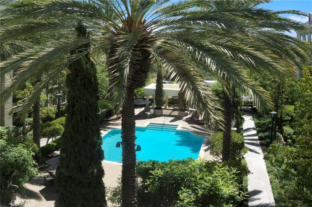 2457 Watermarke Place