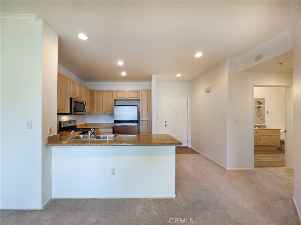 2457 Watermarke Place