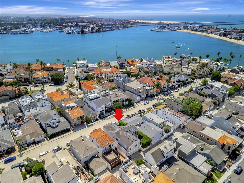 57 Savona Walk