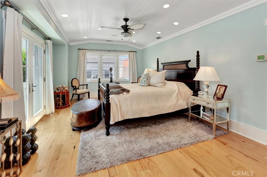 57 Savona Walk