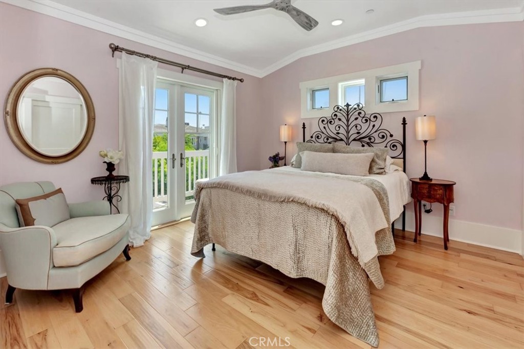 57 Savona Walk