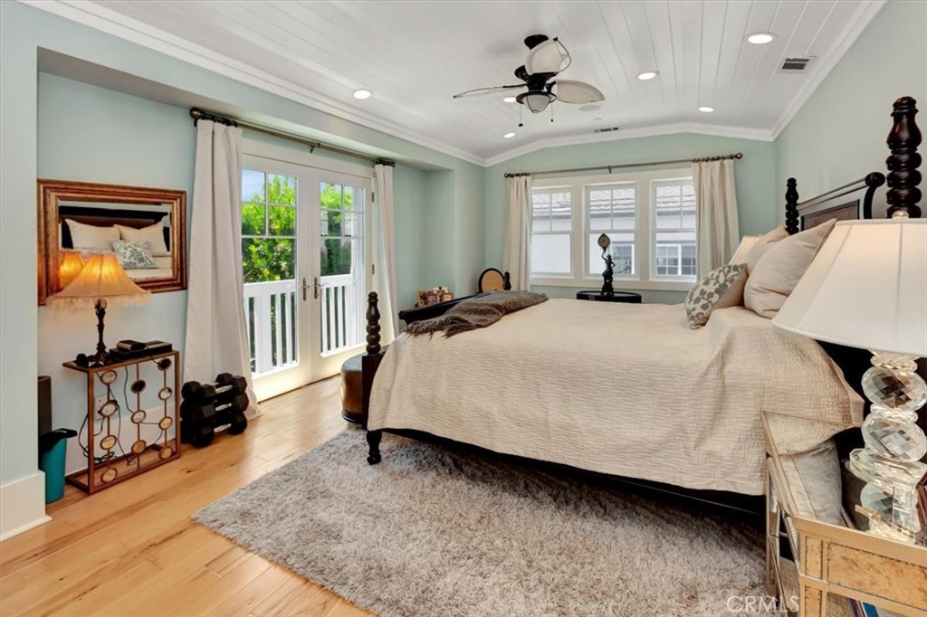 57 Savona Walk