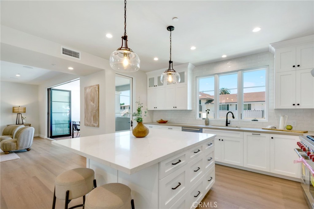 501 Elena Lane B