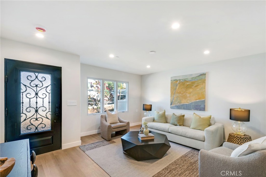 501 Elena Lane B