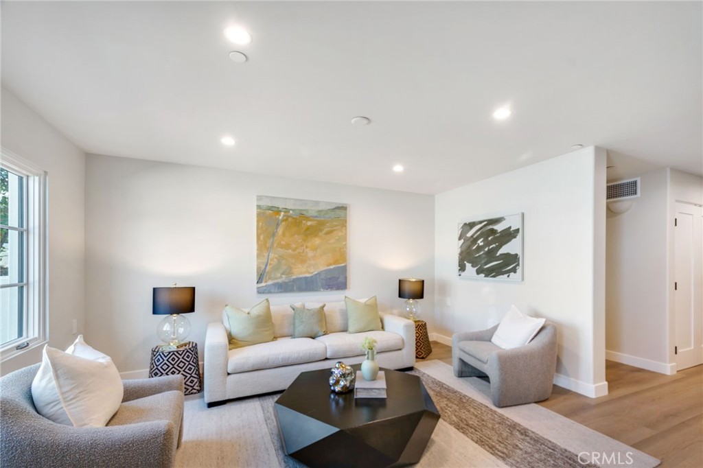 501 Elena Lane B