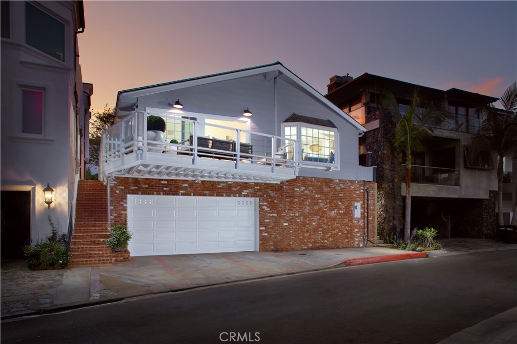 216 Poppy Avenue